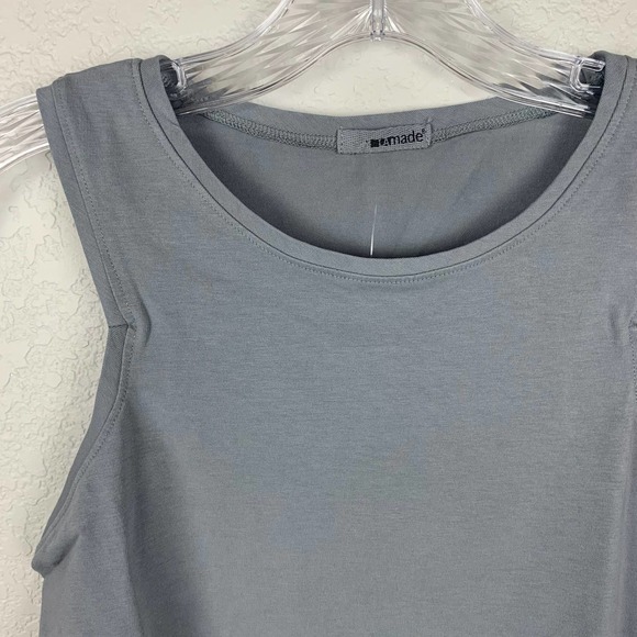 NWT LAmade gray, sleeveless high neck active tank top, REVOLVE - Picture 3 of 7